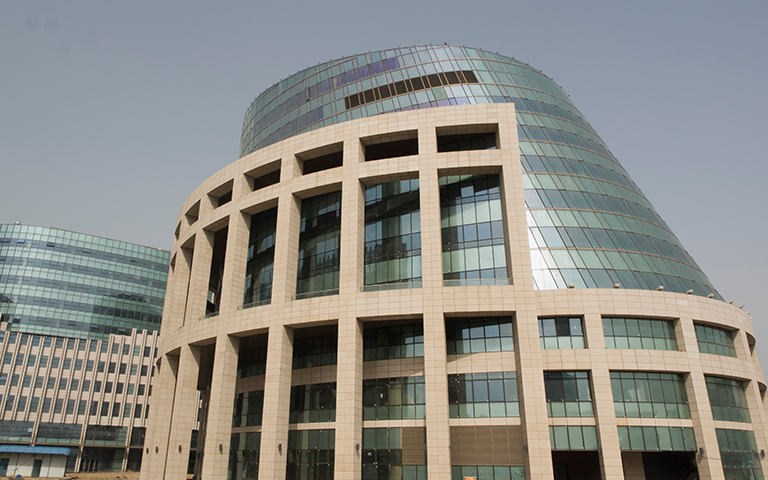 太原經(jīng)濟(jì)開發(fā)區(qū)高科技孵化基地防火門、防火卷簾